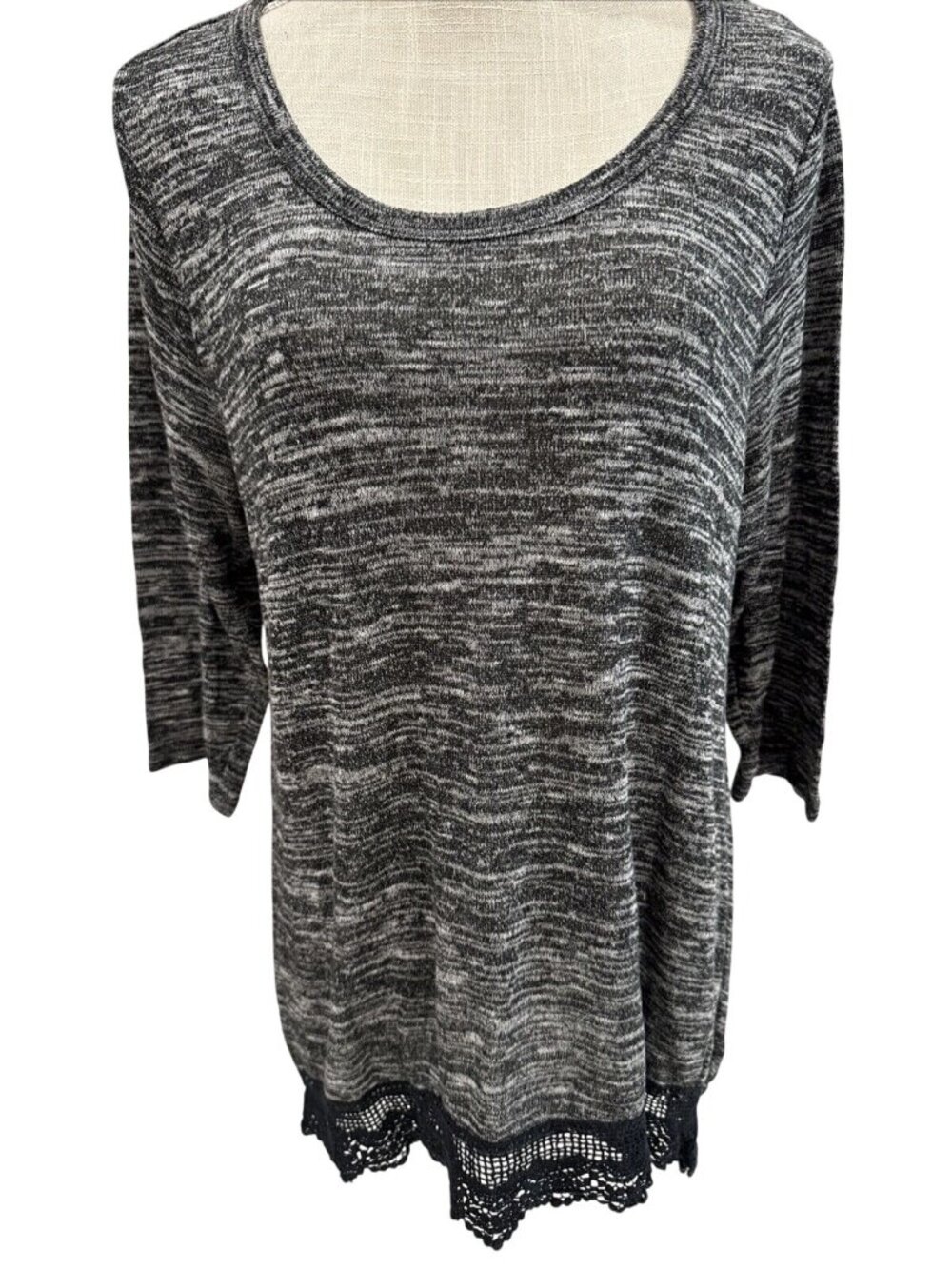 French Laundry Womens Gray Long Sleeve Knit Top With Black Crochet Hem 1X